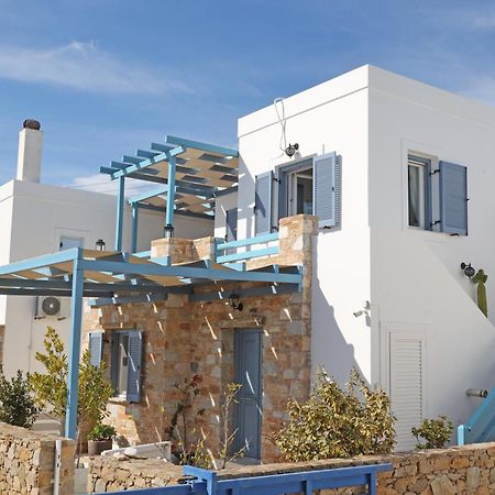 Ebatis Guesthouse Vári エクステリア 写真